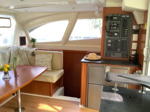 salon, Leopard 44, catamaran for sale