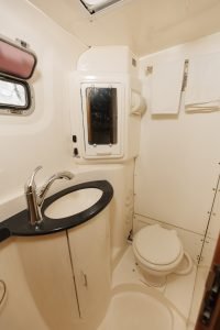 bed, Leopard 43, catamaran for sale