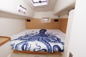 bed, Leopard 43, catamaran for sale