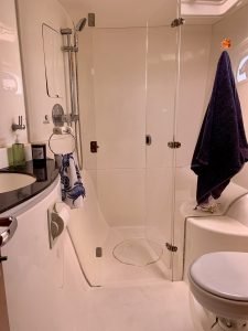 bath, Leopard 46, catamaran for sale