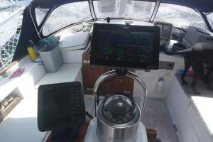 helm, Morgan 462, sailboat for sale