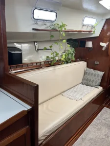 salon, Morgan 462, sailboat for sale