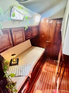 bed, Morgan 462, sailboat for sale