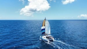 underway, Lagoon 420, catamaran for sale