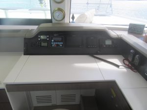 helm, Bali 4.1, catamaran for sale