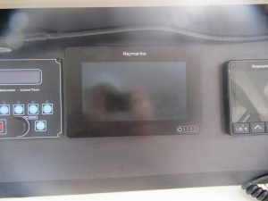 helm, Bali 4.1, catamaran for sale
