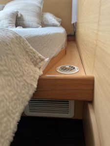 bed, Lagoon 420, catamaran for sale