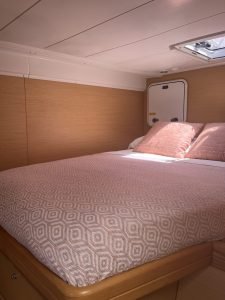 bed, Lagoon 420, catamaran for sale