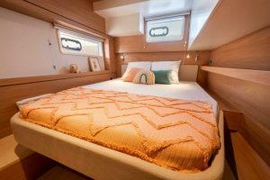 bed, Bali 4.4, catamaran for sale