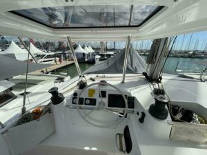helm, Bali 4.4, catamaran for sale