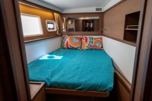 bed, Lagoon 450, catamaran for sale