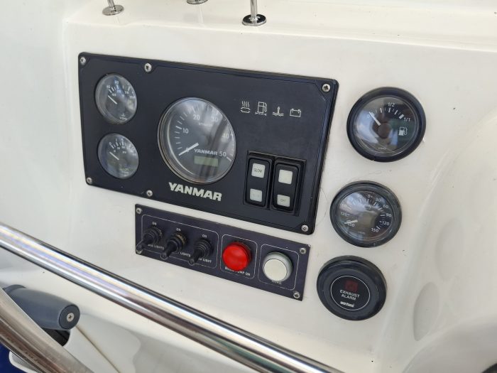 helm, Leopard 48, catamaran for sale