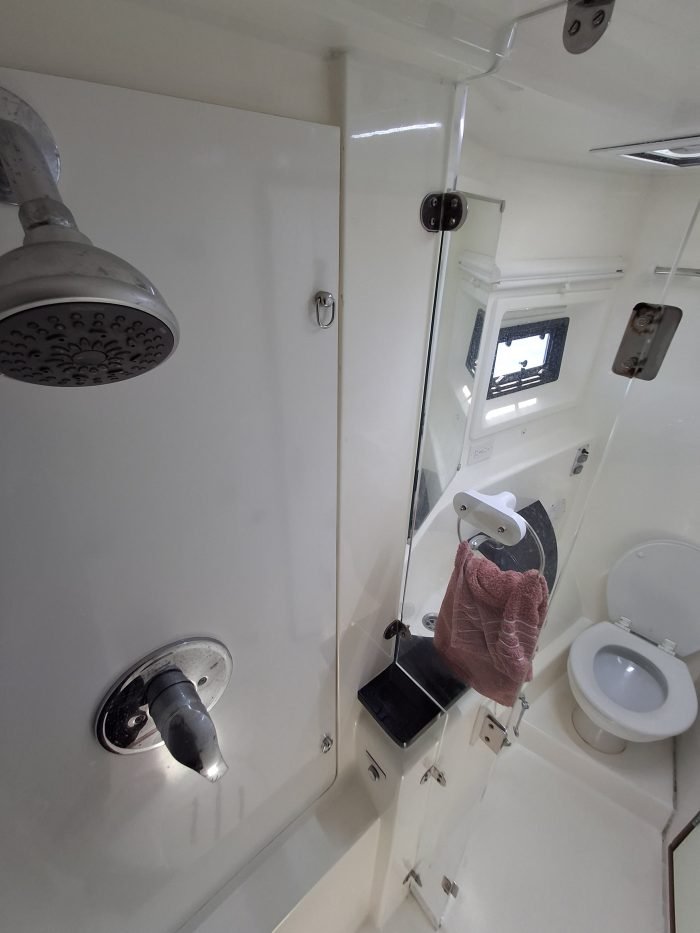 bath, Leopard 48, catamaran for sale