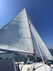 underway, Solaris 32 Sunstar, catamaran for sale