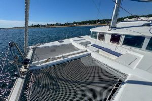 deck, Lagoon 440, catamaran for sale