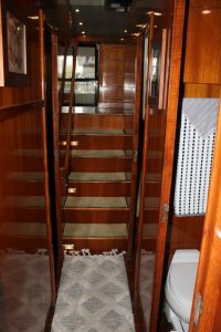 interior, Ocean Alexander 500, trawler for sale