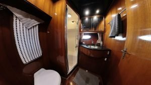 bath, Ocean Alexander 500, trawler for sale