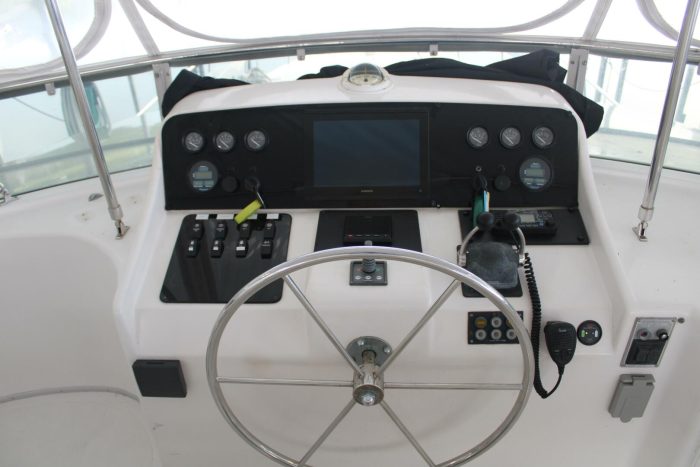 helm, Ocean Alexander 500, trawler for sale