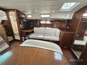 salon, Beneteau 461, sailboat for sale