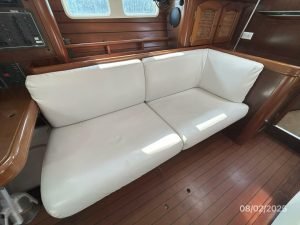 salon, Beneteau 461, sailboat for sale
