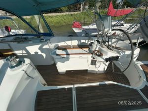 cockpit, Beneteau 461, sailboat for sale