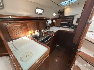 interior, Beneteau 461, sailboat for sale