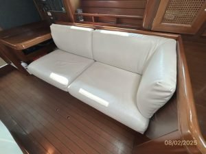 salon, Beneteau 461, sailboat for sale
