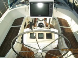 helm, Beneteau 461, sailboat for sale