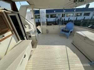 cockpit, Viking 44, trawler for sale