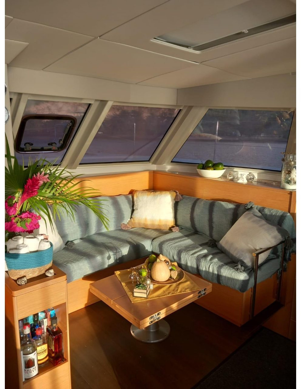 salon, Nautitech 46 Open, catamaran for sale