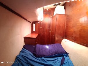 bed, Prout 37 Snowgoose, catamaran for sale