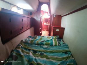 bed, Prout 37 Snowgoose, catamaran for sale