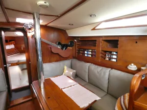 salon, Moody 376, sailboat for sale