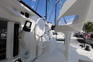 helm, Balance 442, catamaran for sale