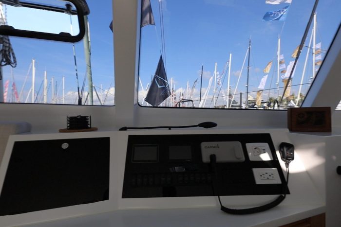 helm, Balance 442, catamaran for sale