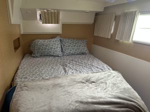 bed, Lagoon 400, catamaran for sale