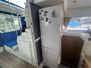interior, Lagoon 400, catamaran for sale
