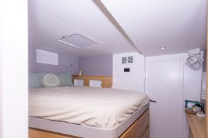 bed, Balance 442, catamaran for sale