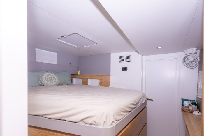bed, Balance 442, catamaran for sale