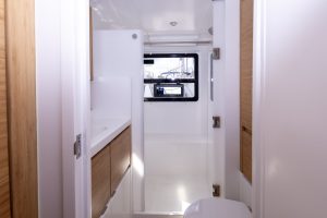 bath, Balance 442, catamaran for sale