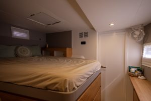 bed, Balance 442, catamaran for sale