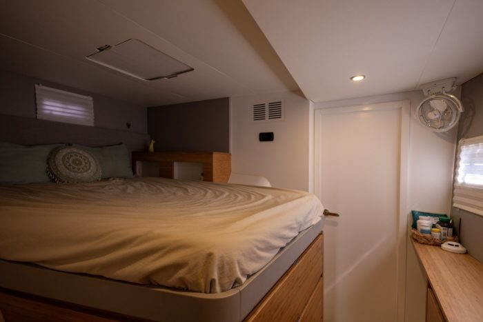 bed, Balance 442, catamaran for sale