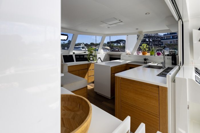 salon, Balance 442, catamaran for sale