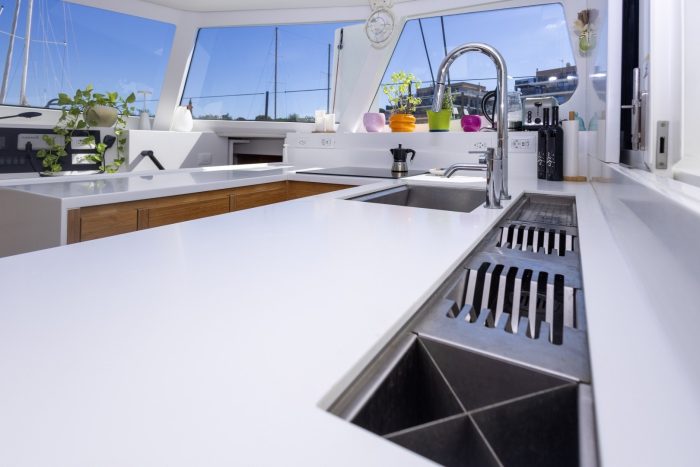 salon, Balance 442, catamaran for sale