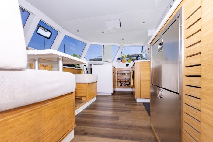 salon, Balance 442, catamaran for sale