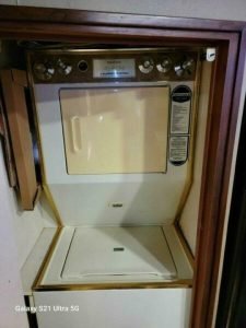 interior, Bertram 46.6, trawler for sale