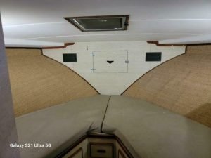 bed, Bertram 46.6, trawler for sale