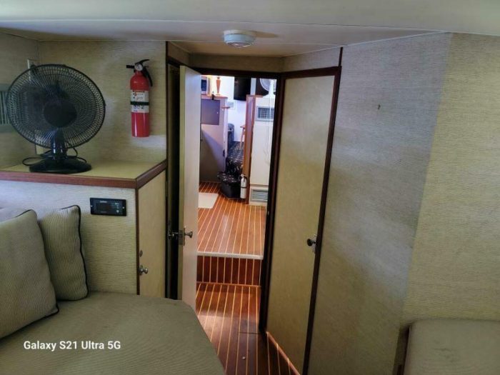 interior, Bertram 46.6, trawler for sale
