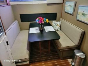 salon, Bertram 46.6, trawler for sale