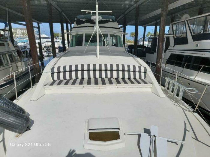 deck, Bertram 46.6, trawler for sale